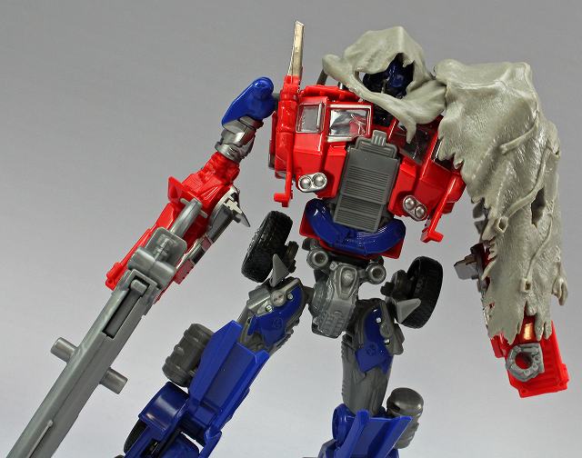AD02_CLASSIC OPTIMUS PRIME_27.jpg